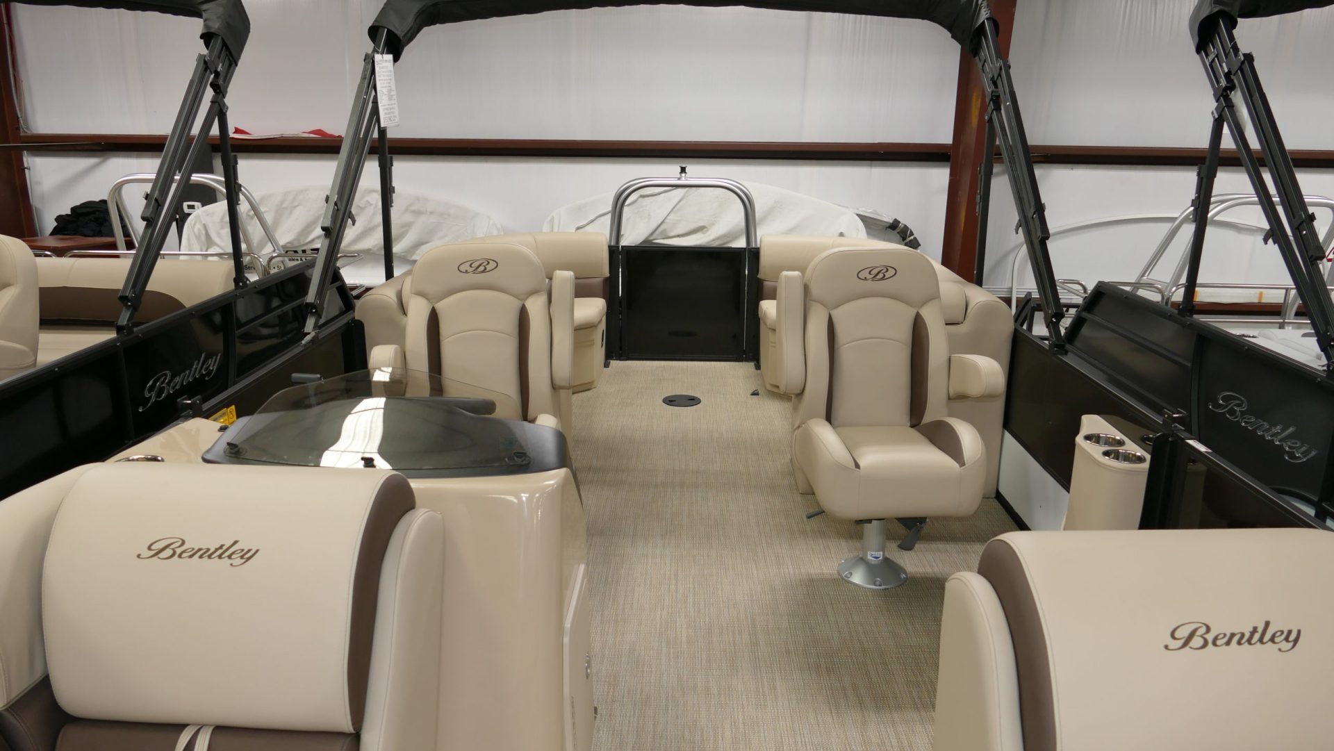 2024 Bentley Pontoons Legacy 243 Navigator - Image 11