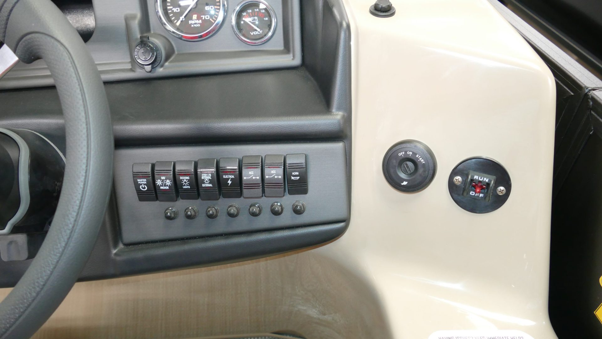 2024 Bentley Pontoons Legacy 243 Navigator - Image 15