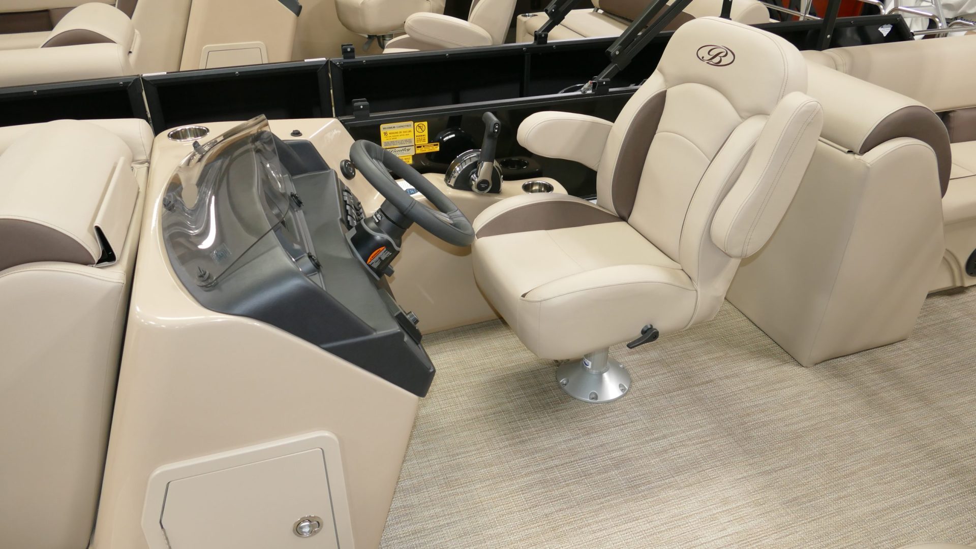 2024 Bentley Pontoons Legacy 243 Navigator - Image 19