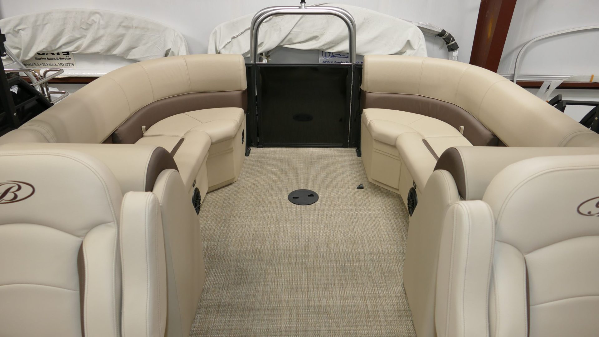 2024 Bentley Pontoons Legacy 243 Navigator - Image 21