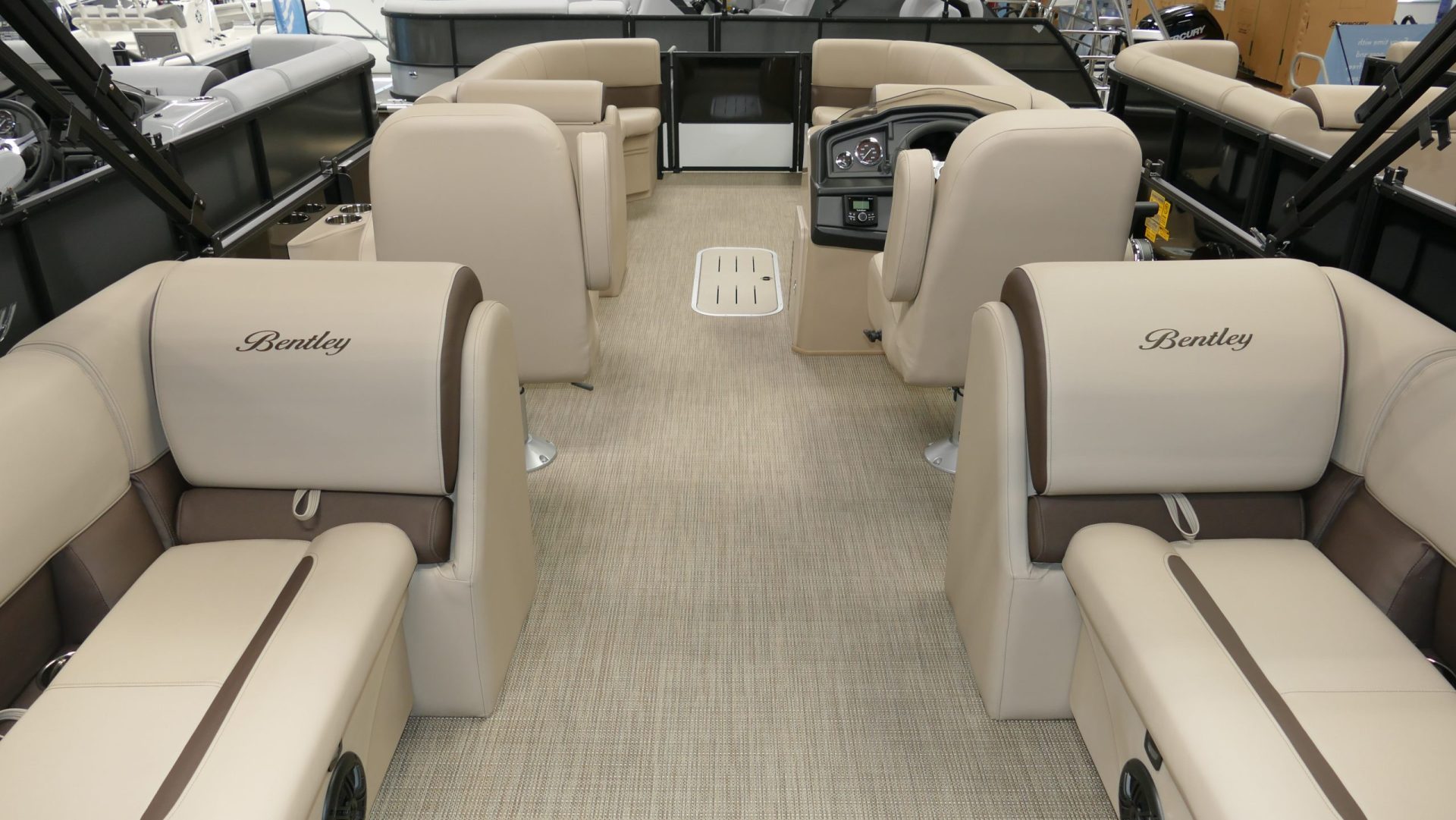 2024 Bentley Pontoons Legacy 243 Navigator - Image 26
