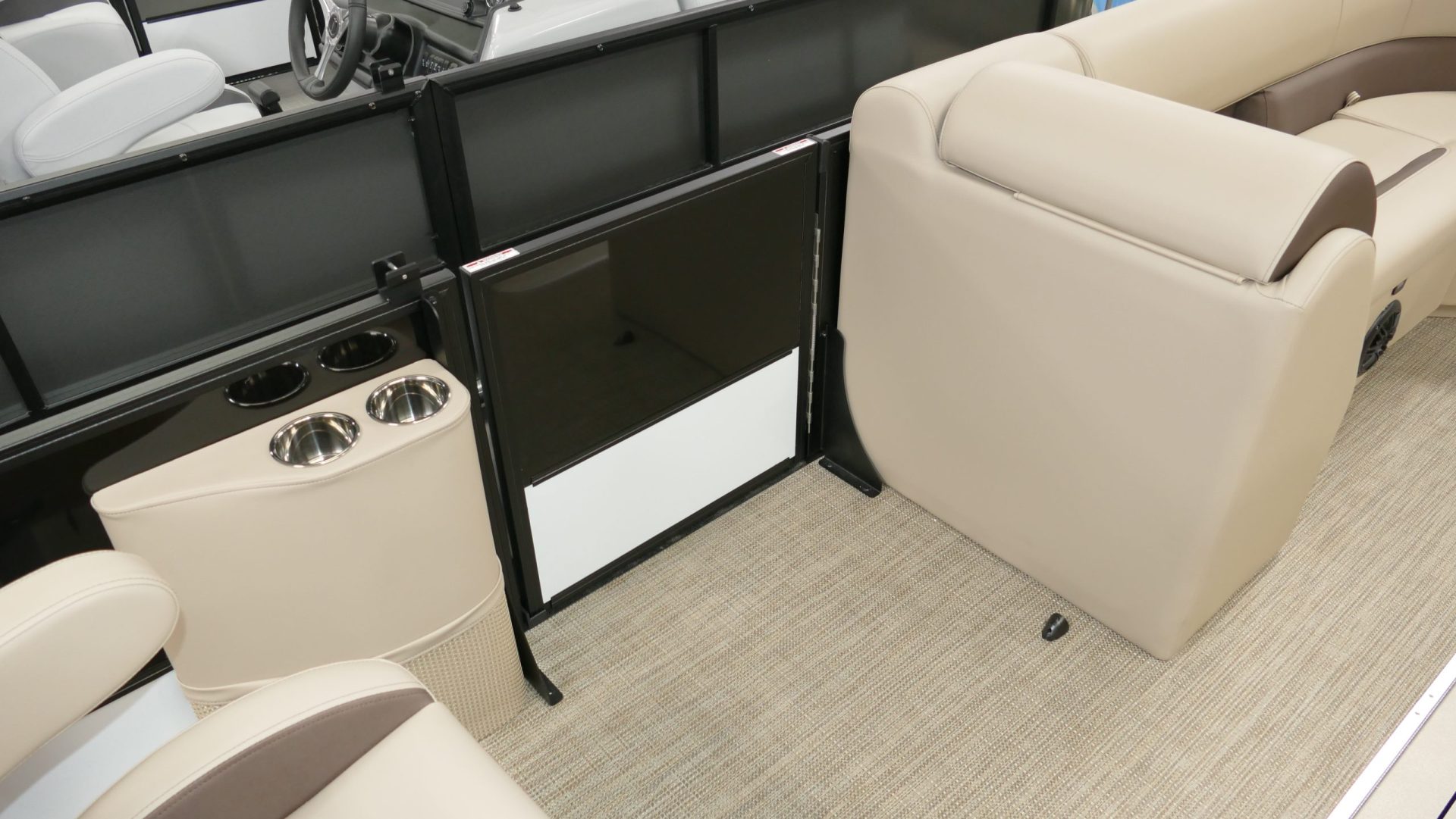 2024 Bentley Pontoons Legacy 243 Navigator - Image 28