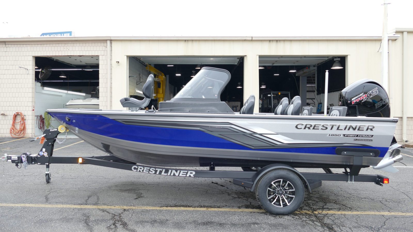 2025 Crestliner 1850 Fish Hawk WT