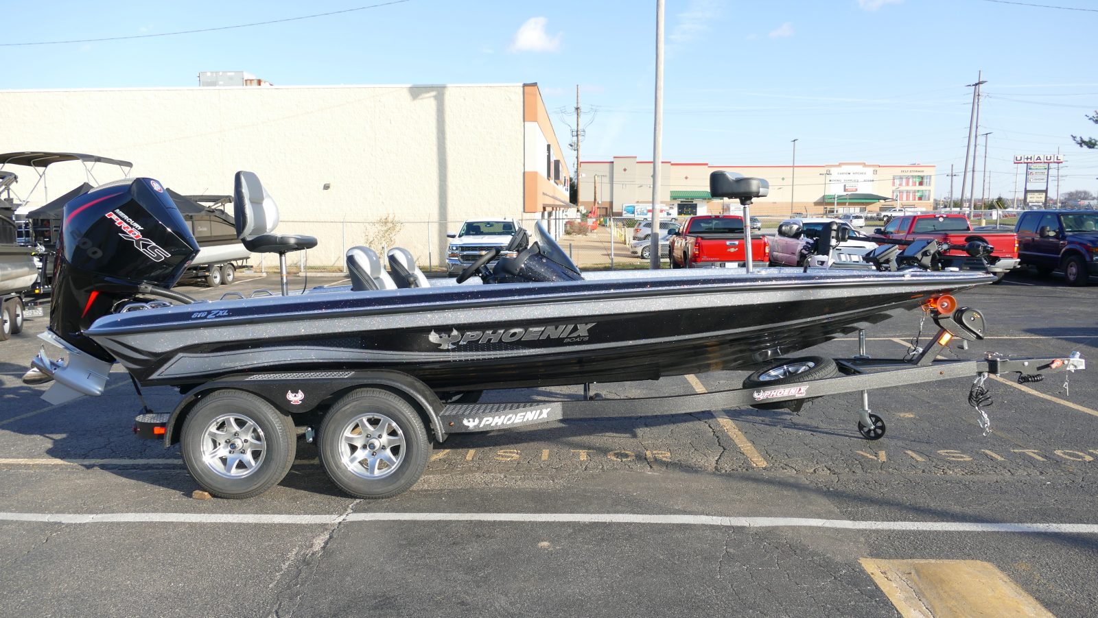 2025 Phoenix Bass Boats 819 ZXL