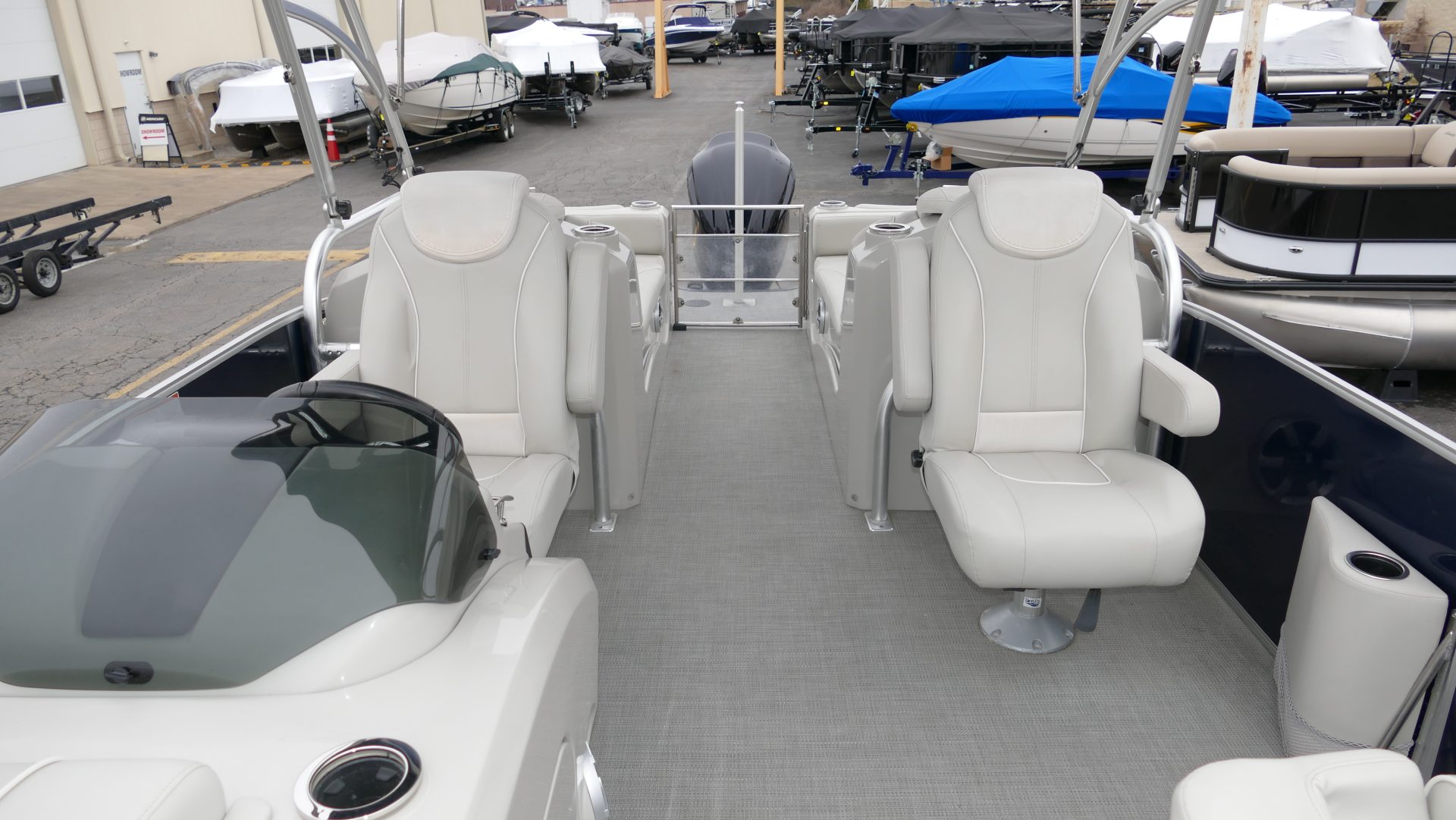 2016 Sylvan S5 - Image 15
