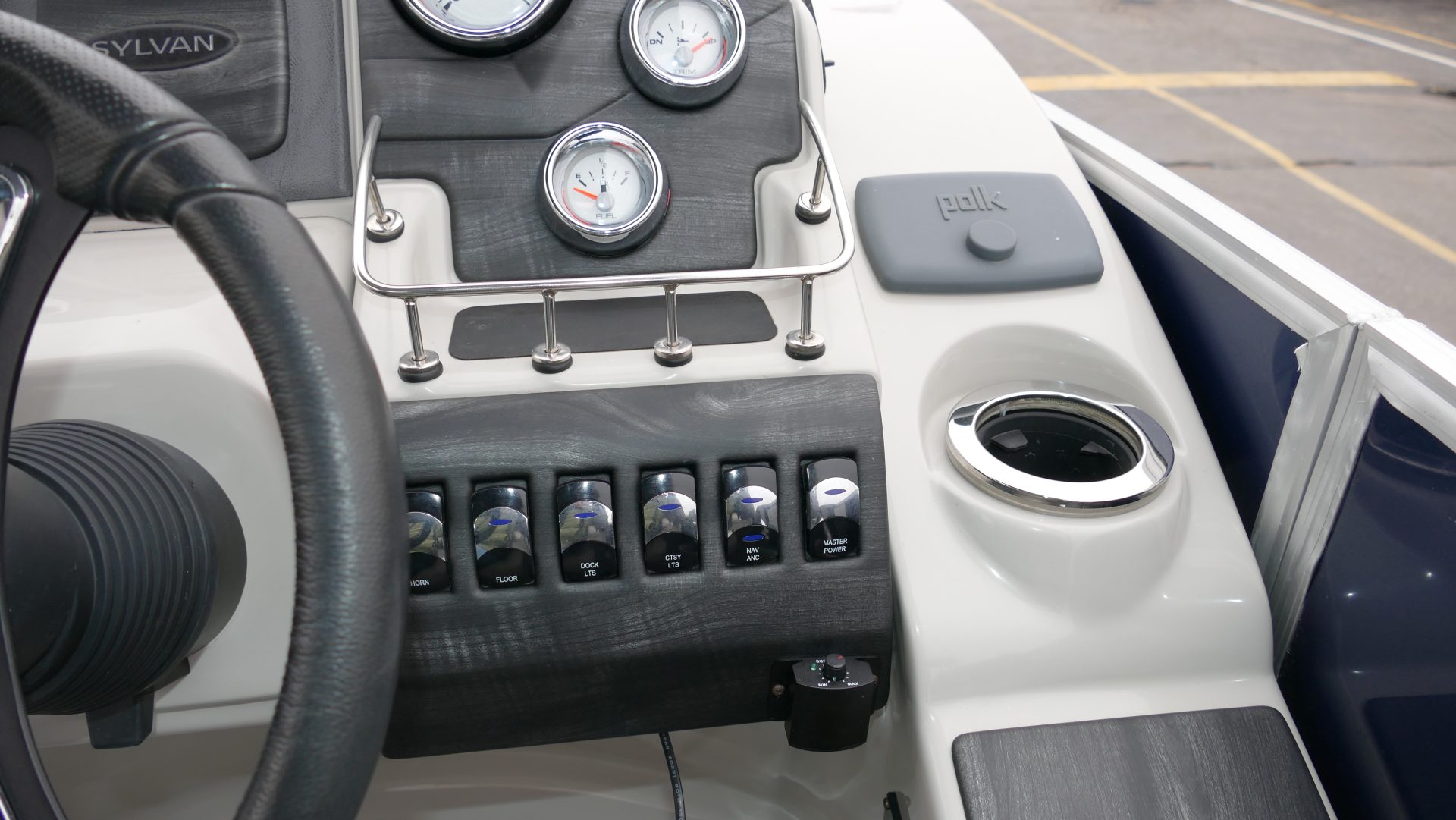 2016 Sylvan S5 - Image 19