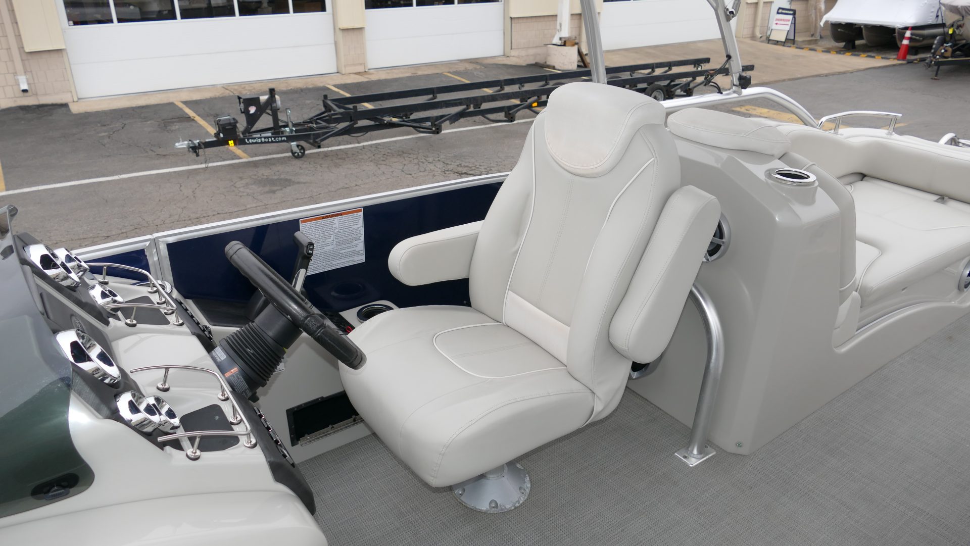 2016 Sylvan S5 - Image 23