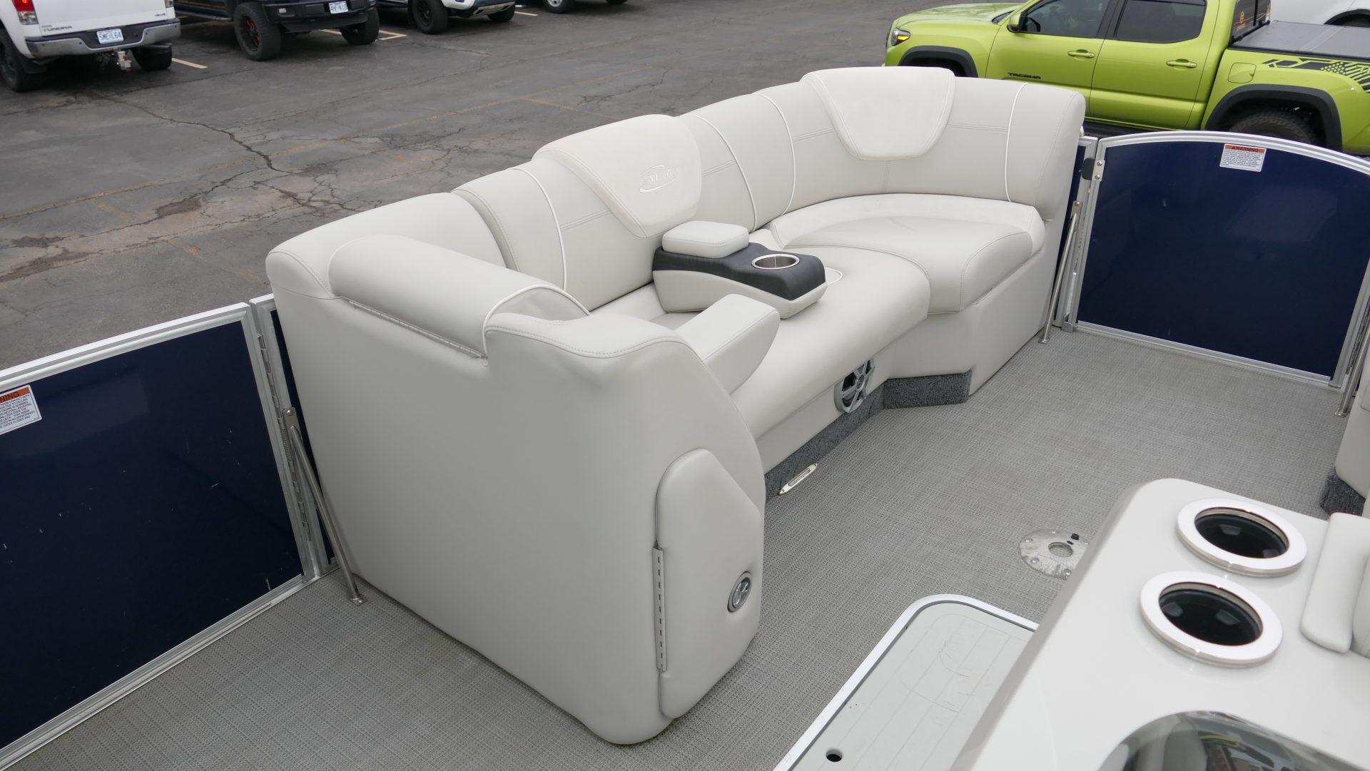 2016 Sylvan S5 - Image 34