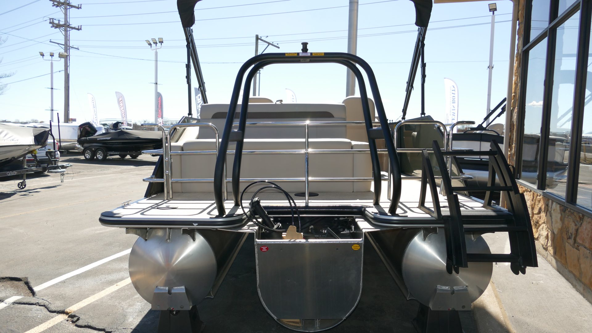 2025 Bentley Pontoons Legacy 223 Swingback - Image 7